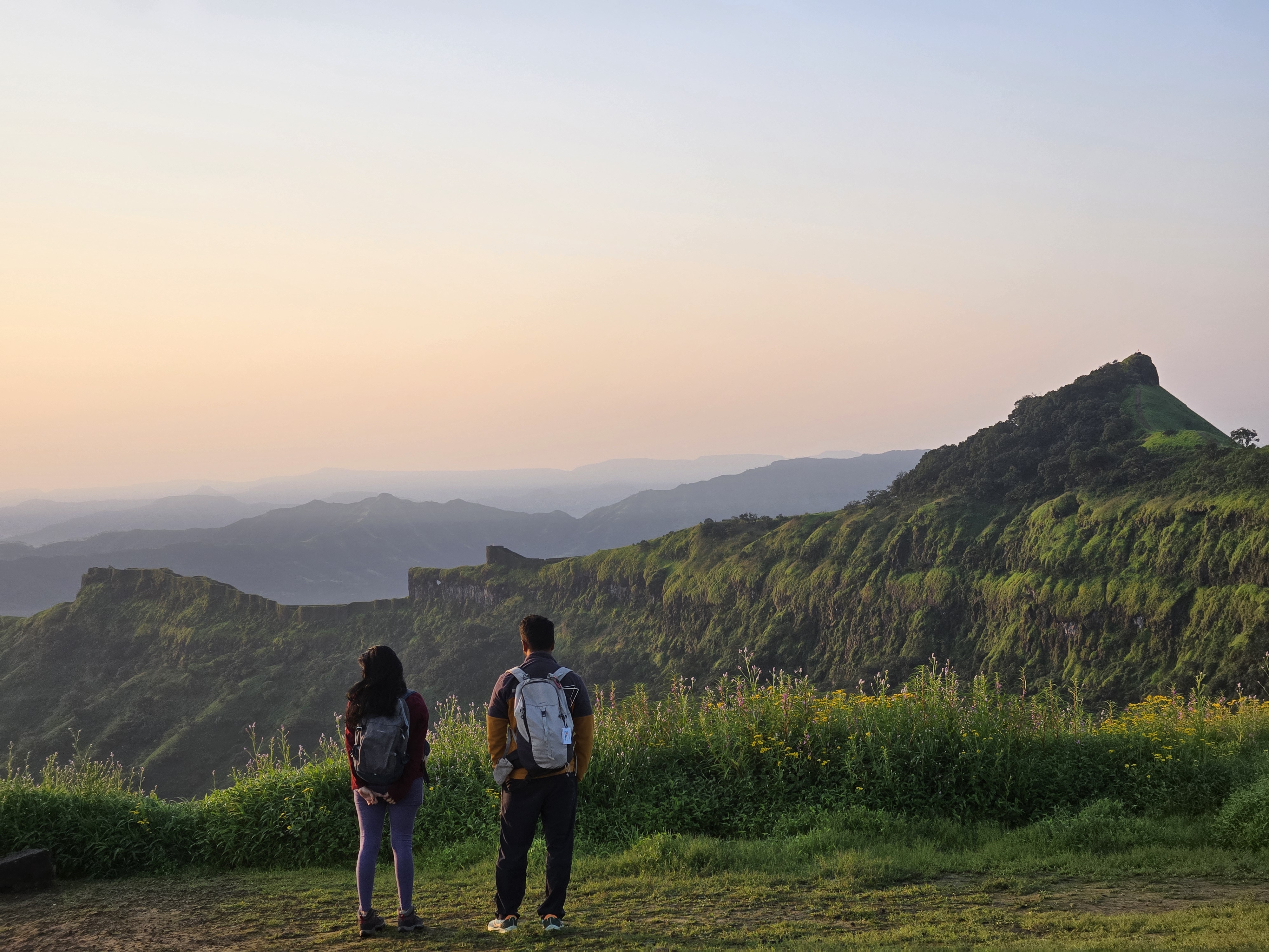 Rajgad Fort: Under the stars thumbnail 4