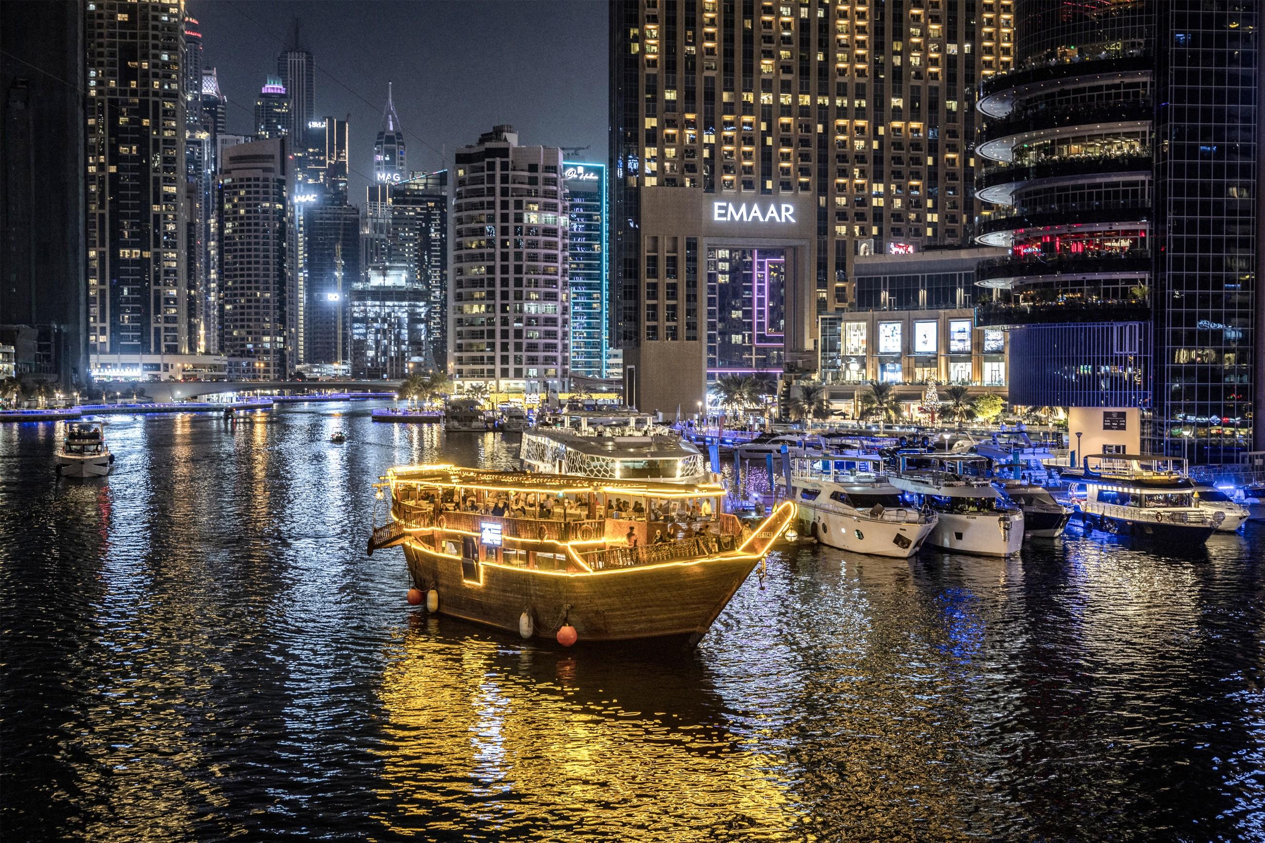 Dubai thumbnail 1